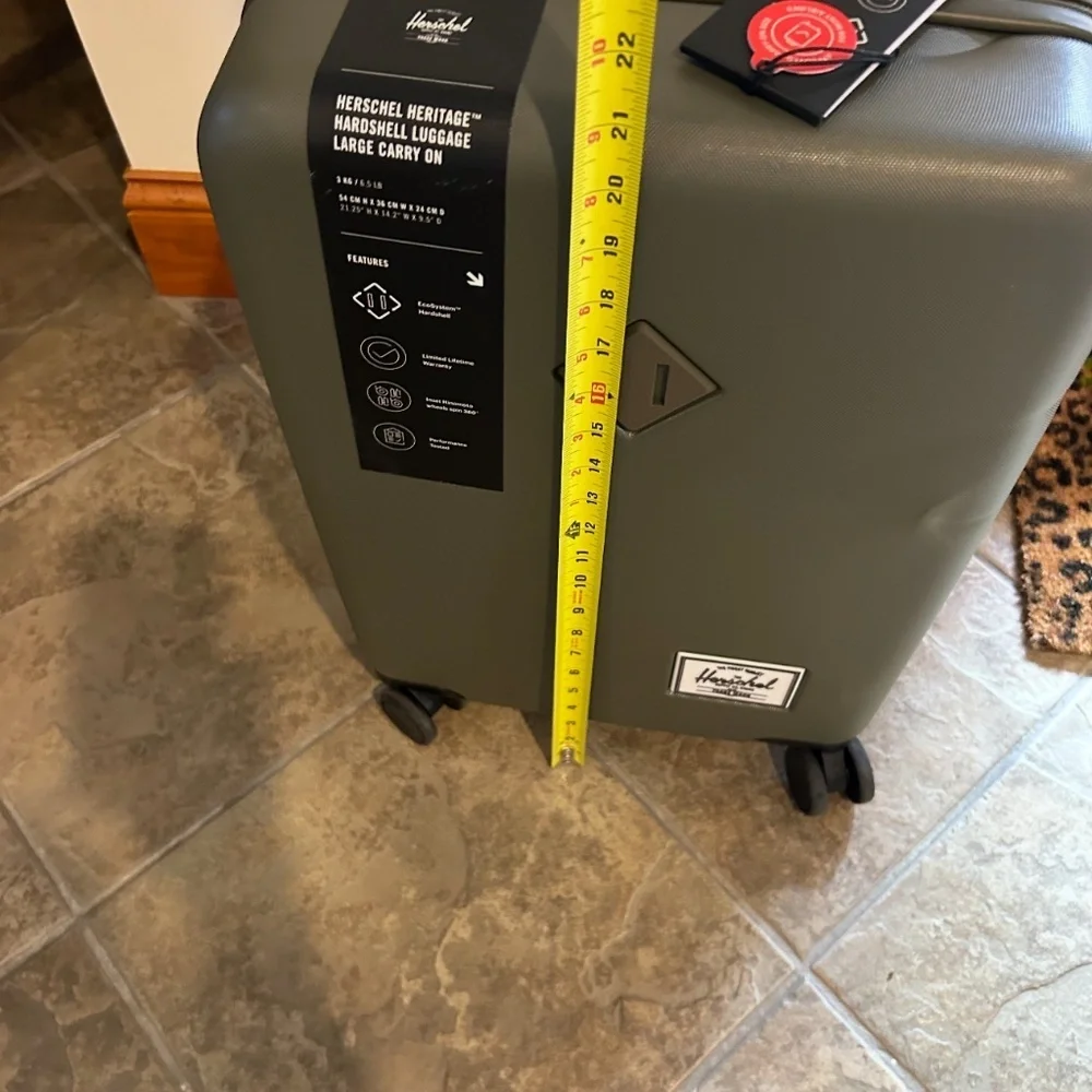 Herschel heritage hardshell, large carry-on suitcase